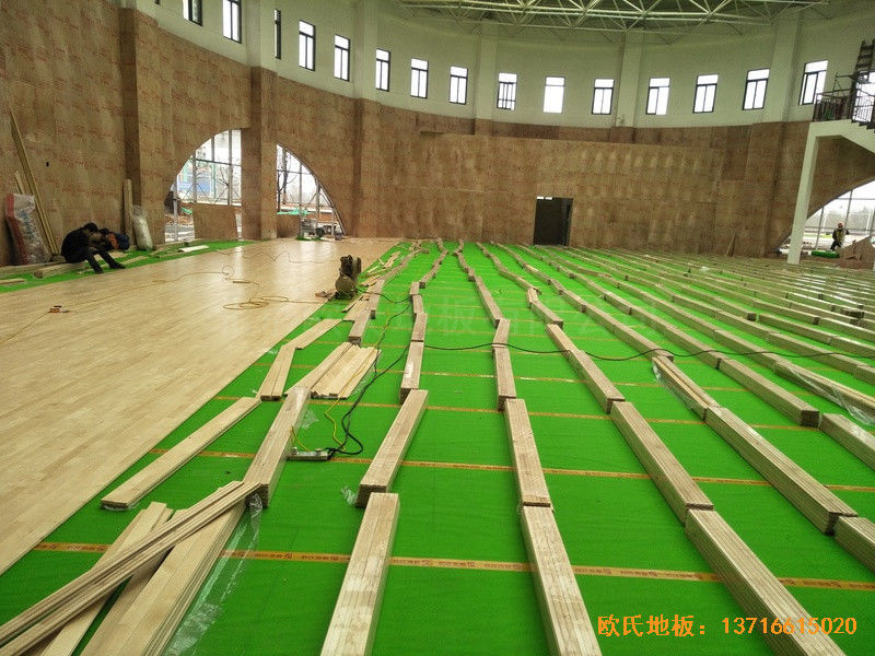 江西荣江金色春城小学运动馆体育地板铺装案例3