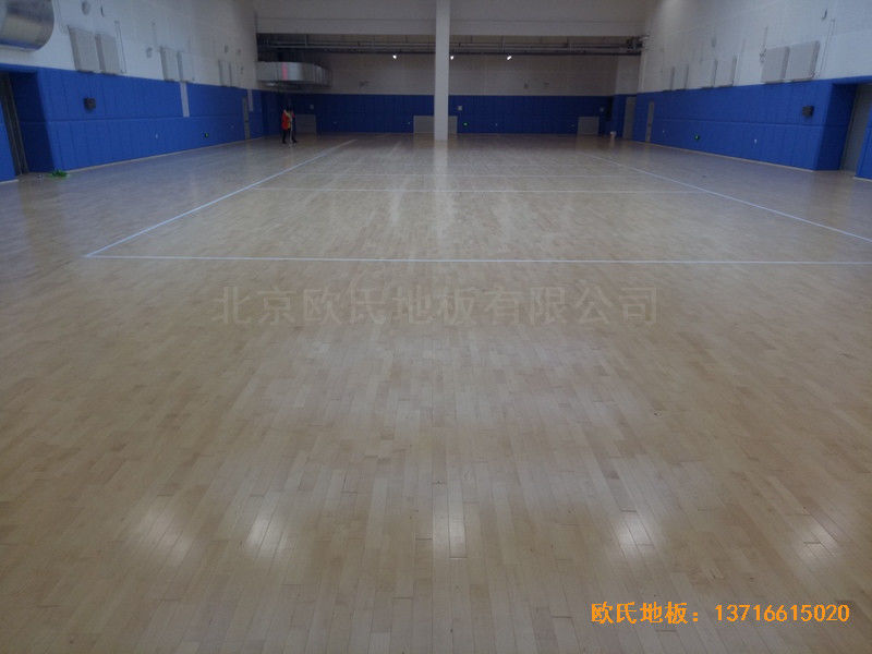 长春十一高中北湖学校体育馆运动地板铺设案例3