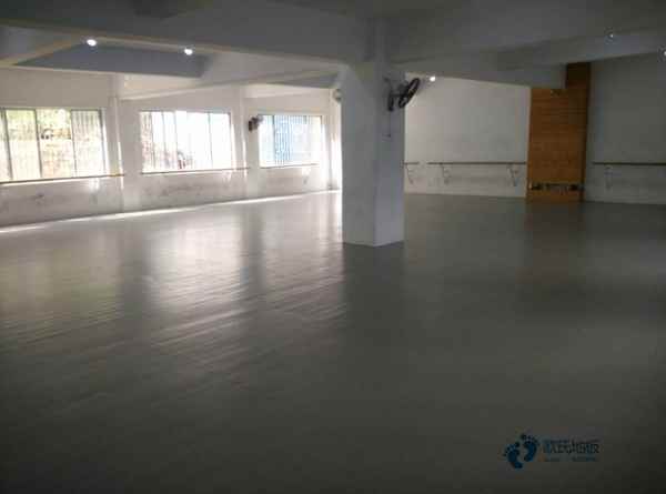 板式龙骨运动篮球木地板价格