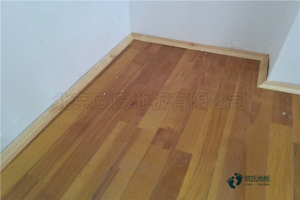 篮球运动馆实木地板1