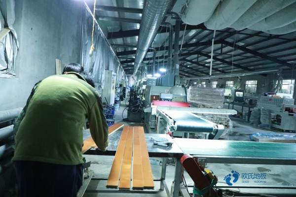 学校篮球馆地板毛板厚度1