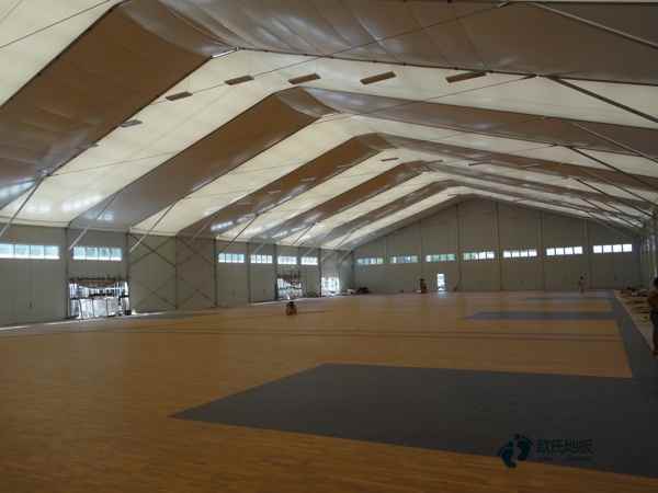 室内篮球场地面木地板3