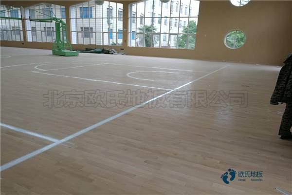 篮球运动实木地板翻新价格3