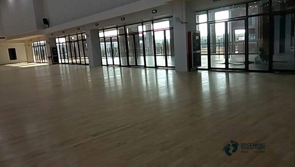 运动木地板施工3