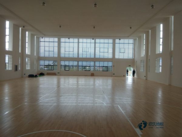 质量好篮球场地地板施工团队2