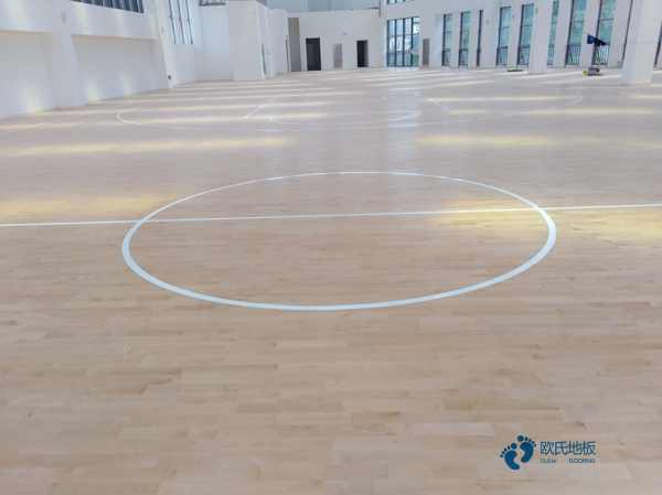 质量好运动篮球地板施工流程3