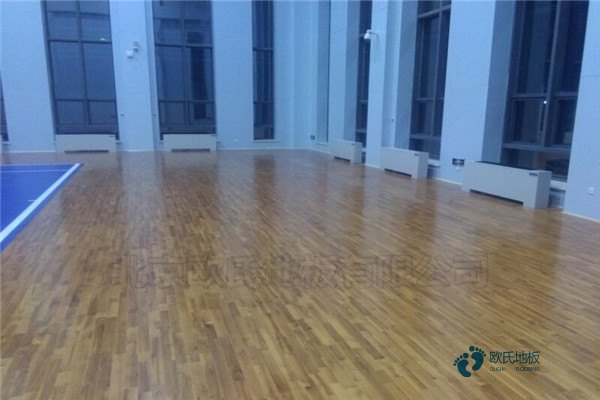 校园体育场馆木地板施工工艺1
