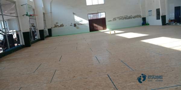 体育馆木地板场地维护保养方案3