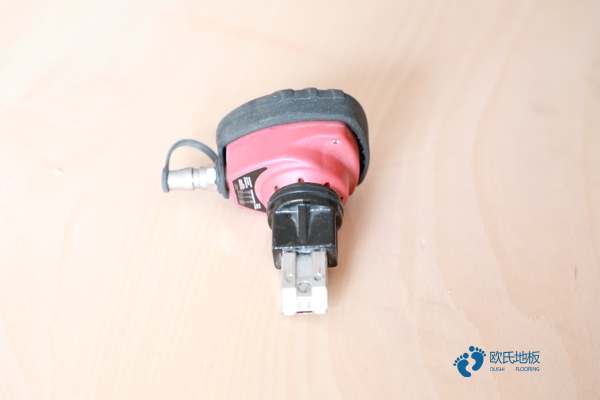 学校运动篮球木地板价钱