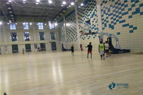 运动场馆木地板保养价格1