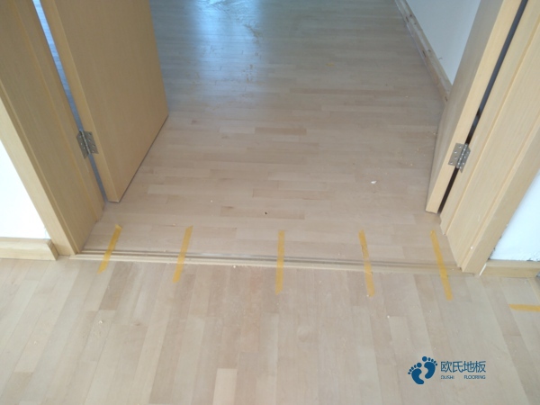 好用的运动篮球木地板大约多少钱