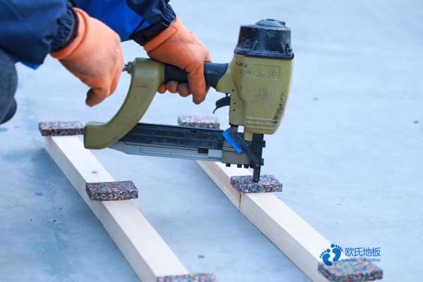 枫桦木运动篮球木地板价格便宜