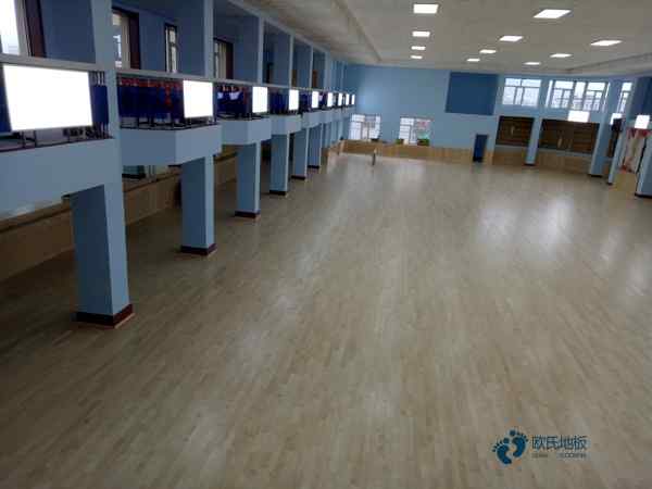 定做体育馆木地板哪种牌子好2