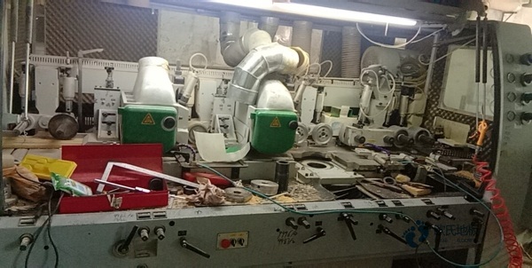 中学篮球运动木地板施工步骤1