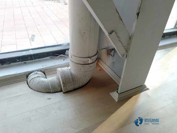 体育木地板价格差异1