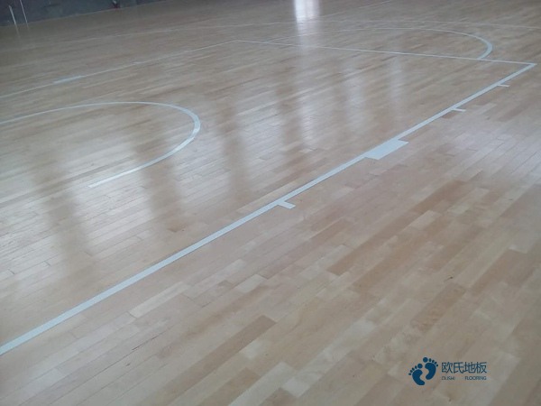 篮球运动木地板施工费用多少钱1