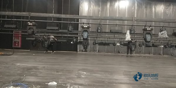 国产运动篮球木地板价格