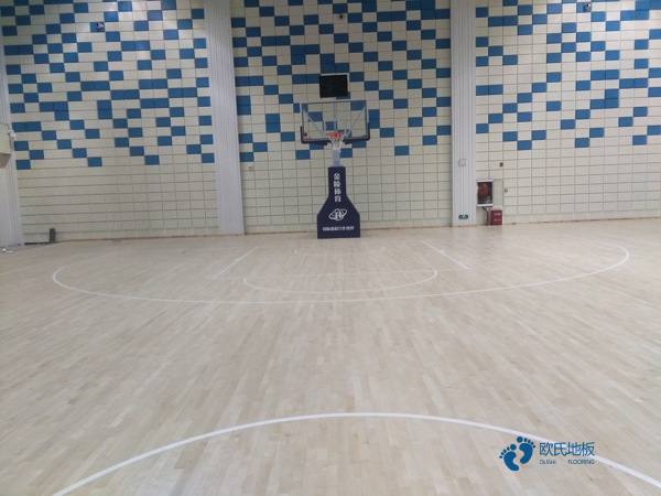 校园运动篮球木地板价格是多少